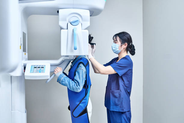 Best Emergency Gum Treatment in Poplar Grove, IL