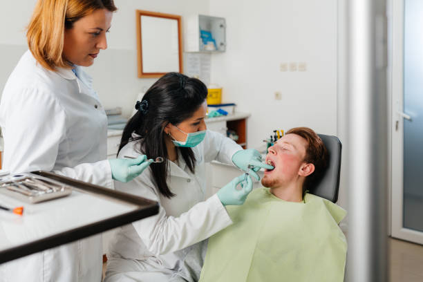 Best Pediatric Emergency Dentist in Poplar Grove, IL